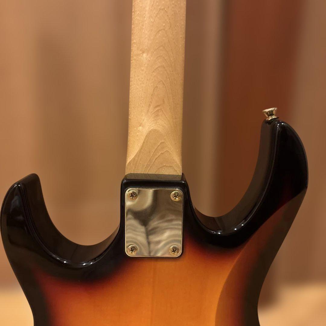 Ibanez GIO ゴールドパーツ仕様 トレモロアーム付 新品弦張替済