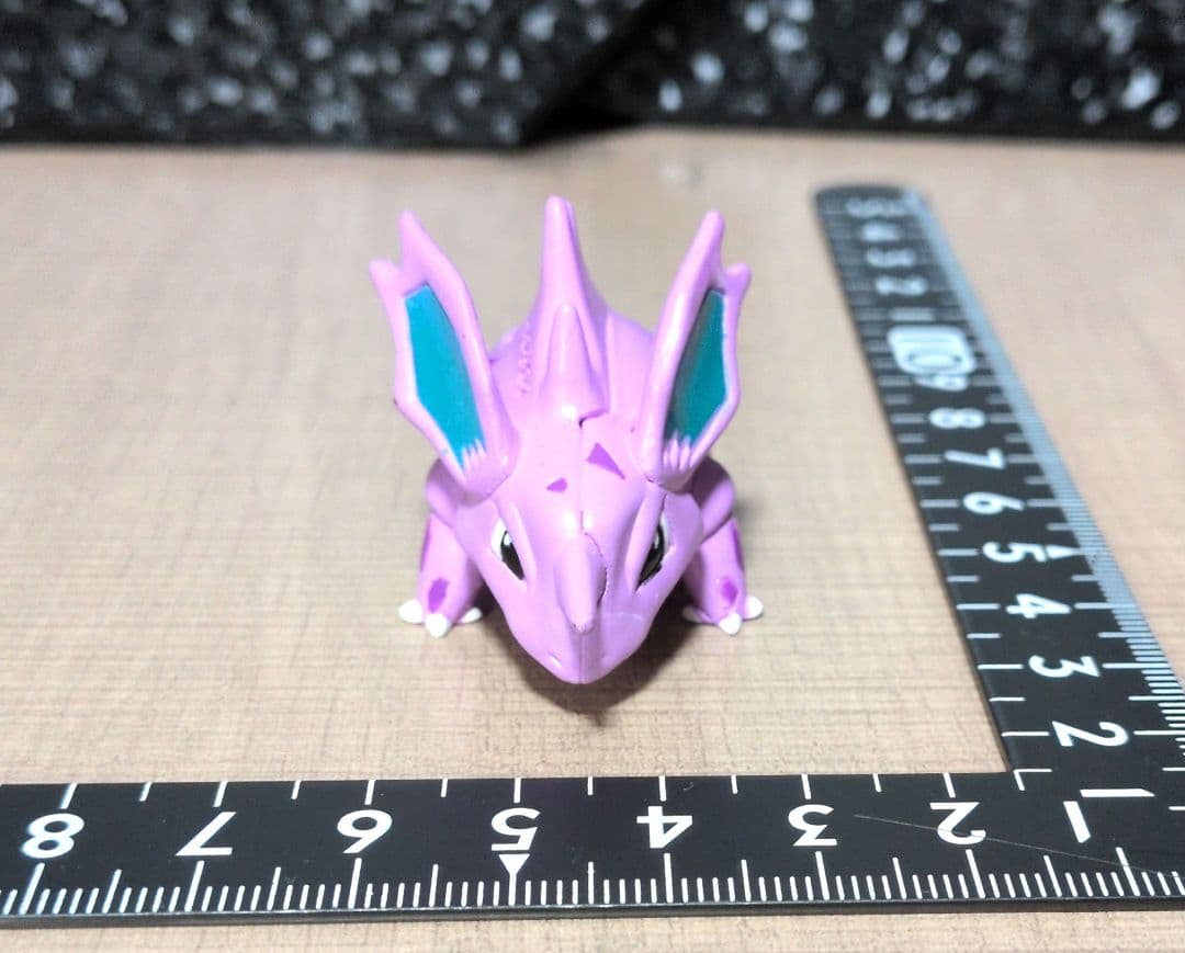 ポケモン　モンコレ　ニドリーノ
