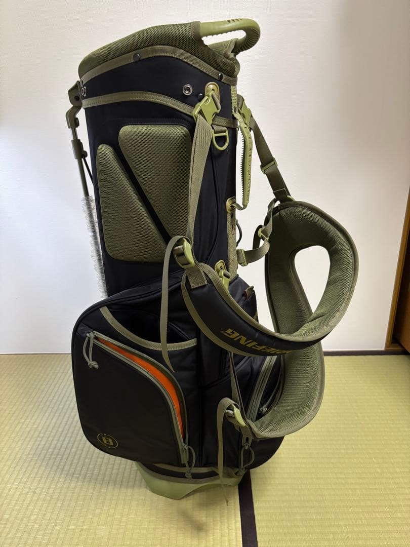 BRIEFING ブリーフィング　キャディバッグ　スタンド　超美品