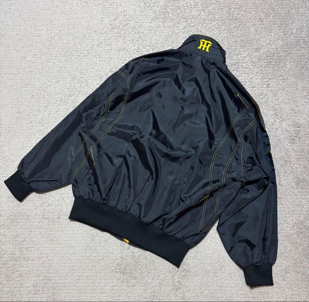 阪神タイガース　デサント　グランドコート　スタジャン