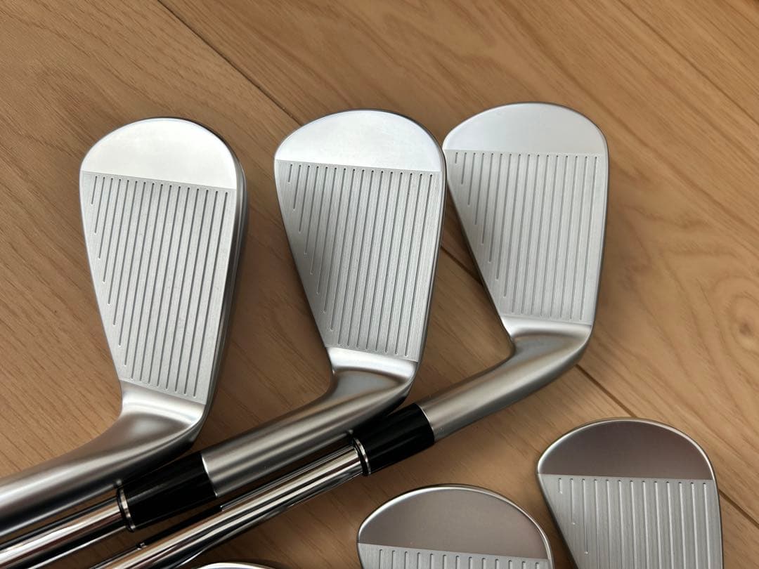 ほぼ未使用 特注シャフトSRIXON ZXi5 アイアンセット 6本 レフティ