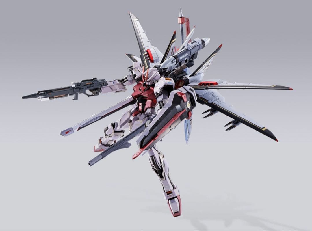 メタルビルド　ストライクルージュ オオトリ装備
