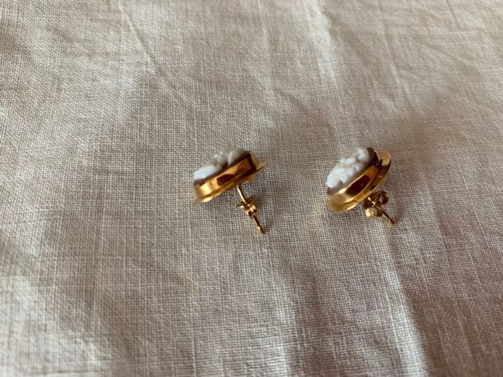 アンティークジュエリー　ピアス750(18K) カメオ　ケース付き