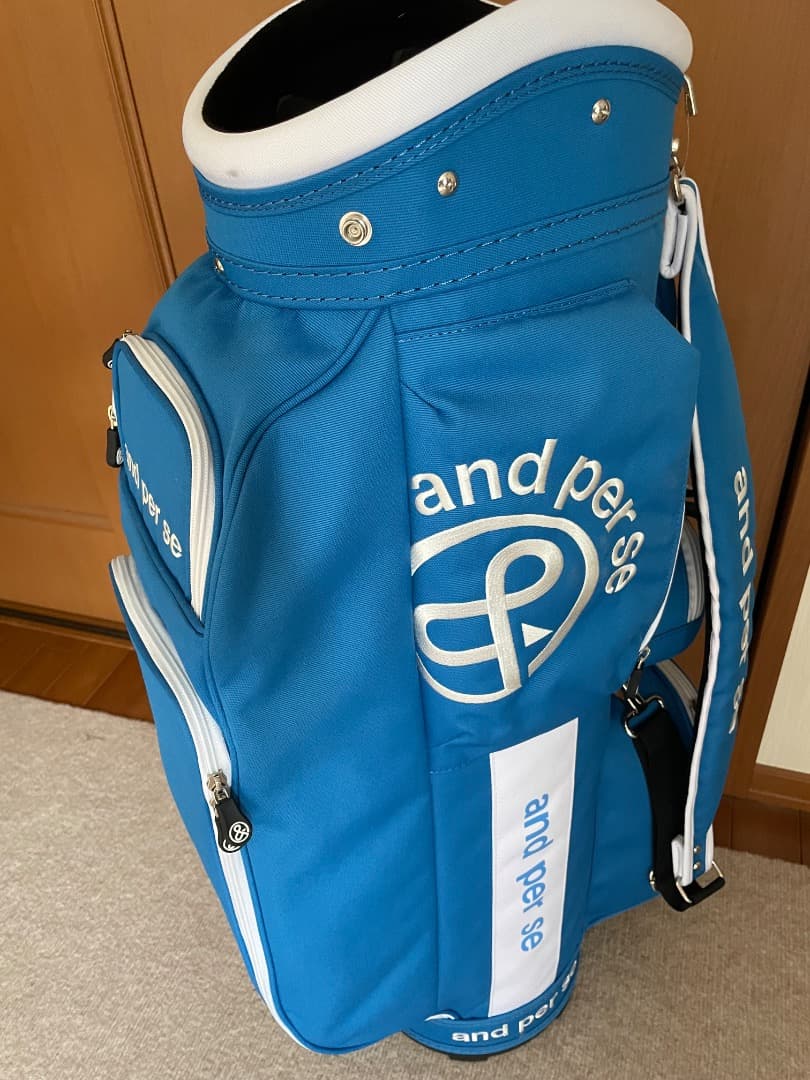 and per se キャディバッグ 青