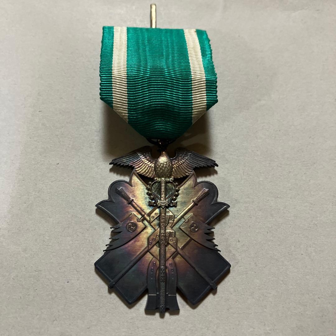 功七級金鴉章　勲章　メダル　略章　日本