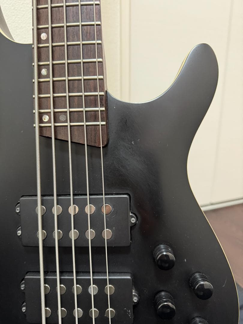 Cort C5H 5弦 エレキベース