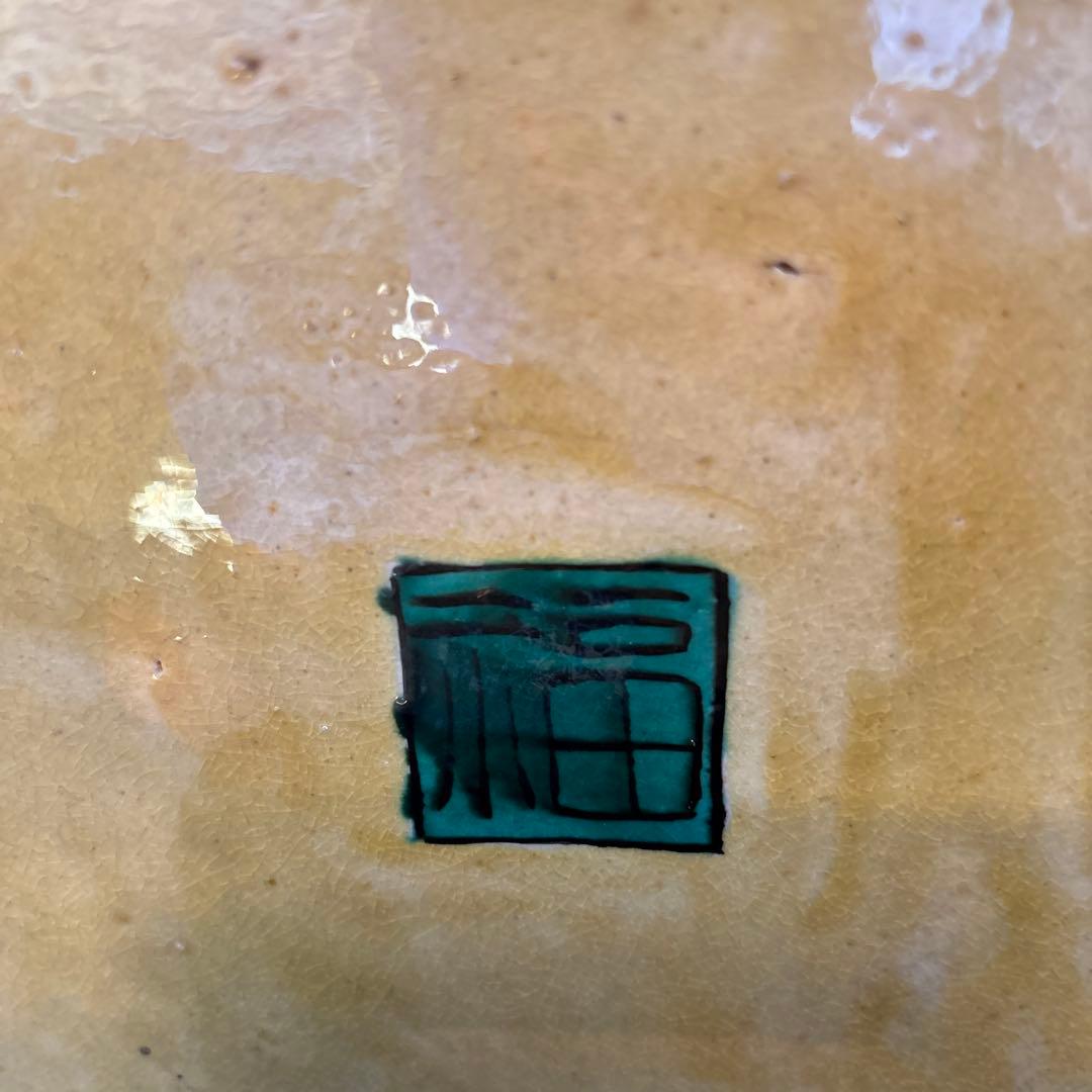 アンティーク九谷焼の大皿　カラフルな菊の絵尽くし