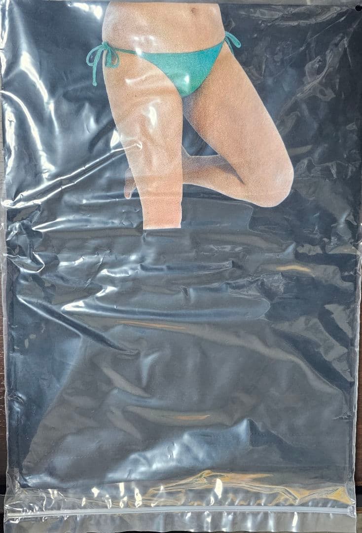 【新品未開封】KIKSTYO グラフィックTシャツ Lサイズ 黒　榎原依那さん