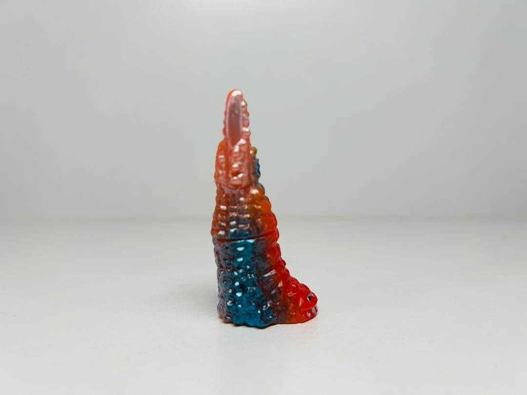 d*9様 ぶたのはな　じゃんけんバトル　ツインテール　ソフビ ウルトラマン　怪獣