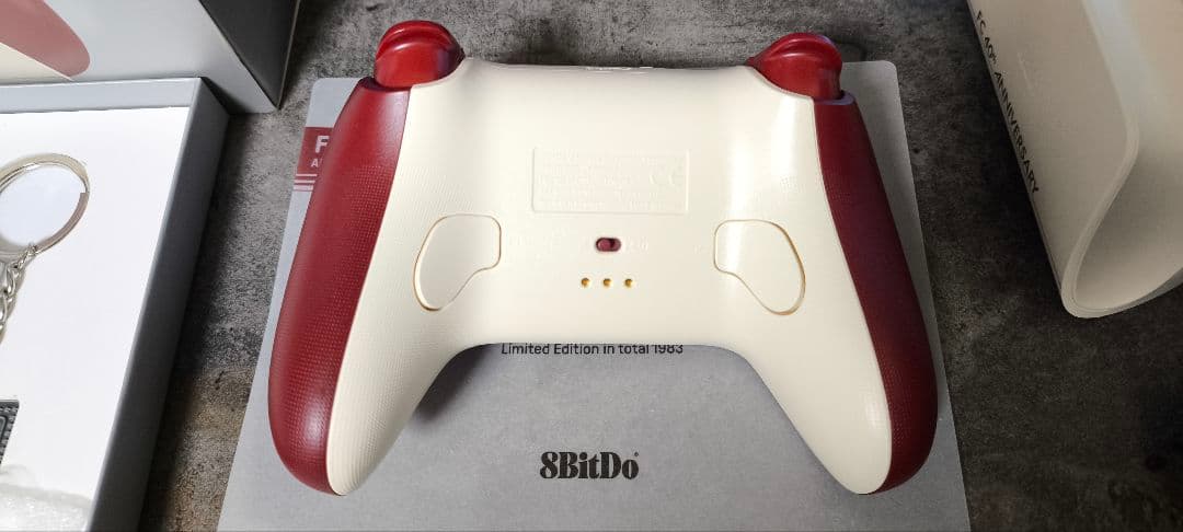 8bitdo Ultimate Bluetooth コントローラー F40 Ⅰ