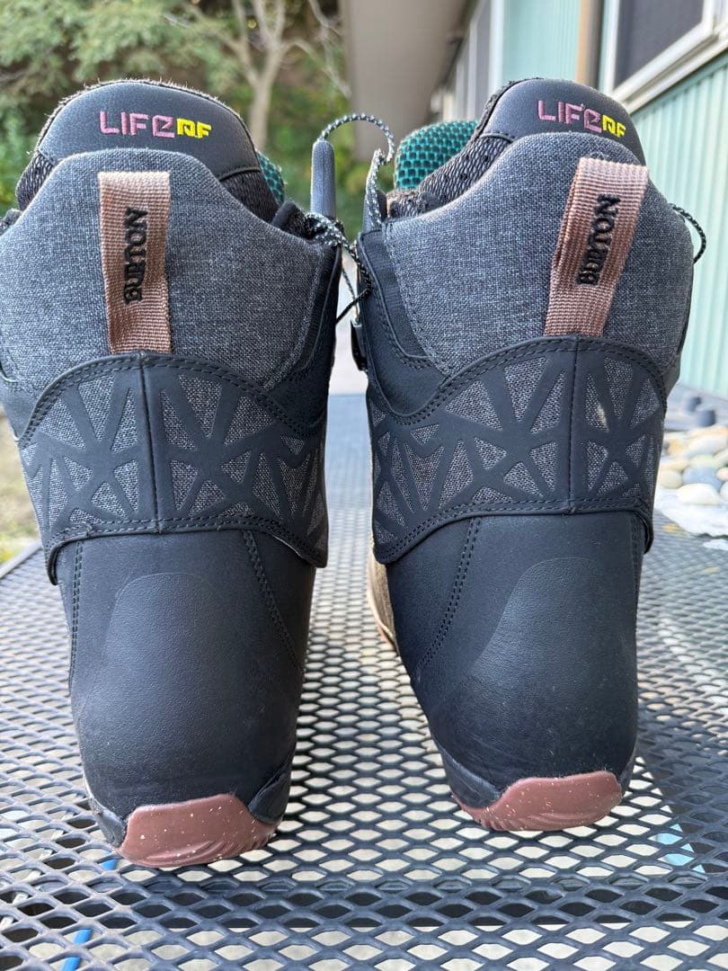 バートンシュープリームアジアンフィット23センチ