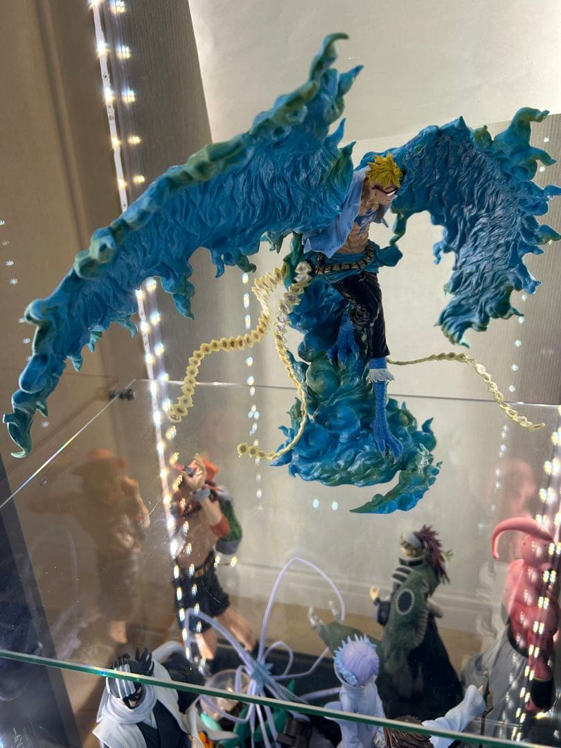 ワンピース　one piece マルコ　ラストワン　一番くじ　フィギュア