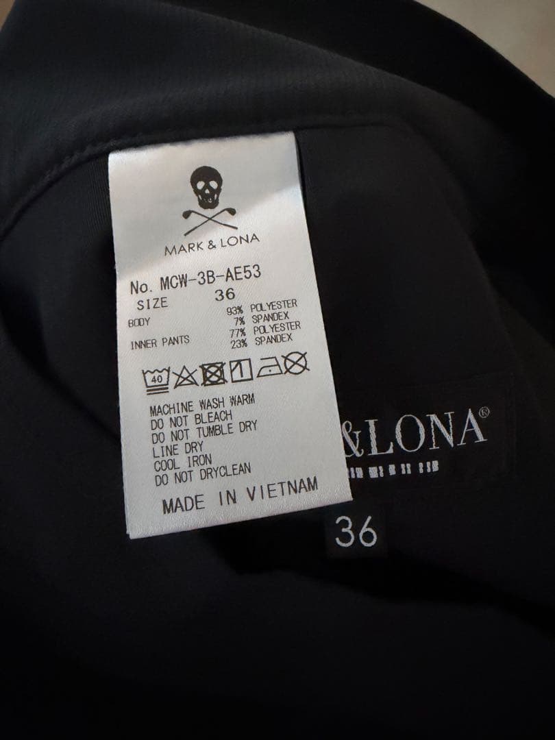 新品未使用！MARK & LONA ブラックスカート 36サイズ　黒　ゴルフ