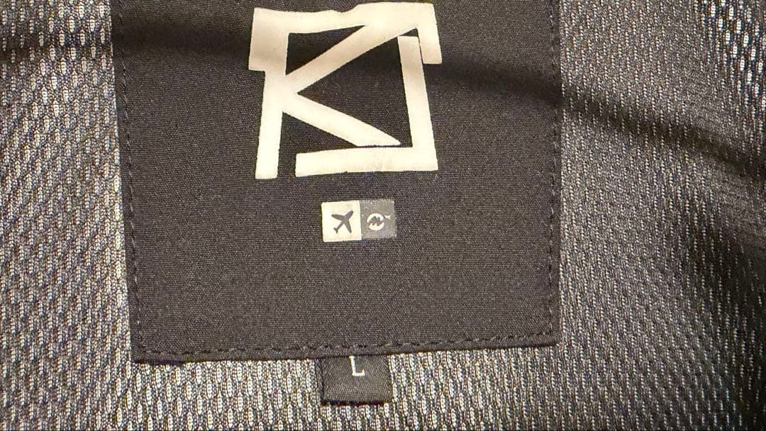 着るリュック。ベスト2【旅行をもっと自由に。安全に。快適に】