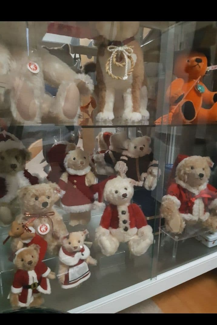 シュタイフ　小さなクリスマスベア