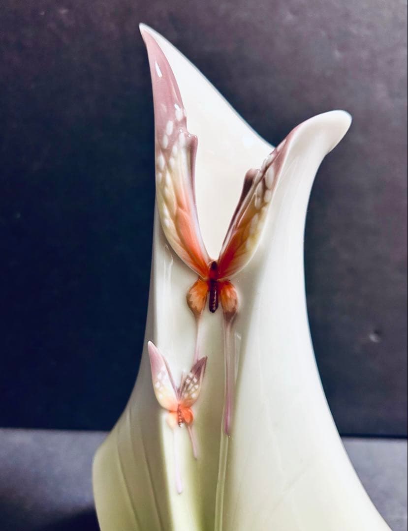 Franz San Franciscoフランツ　蝶々　花瓶