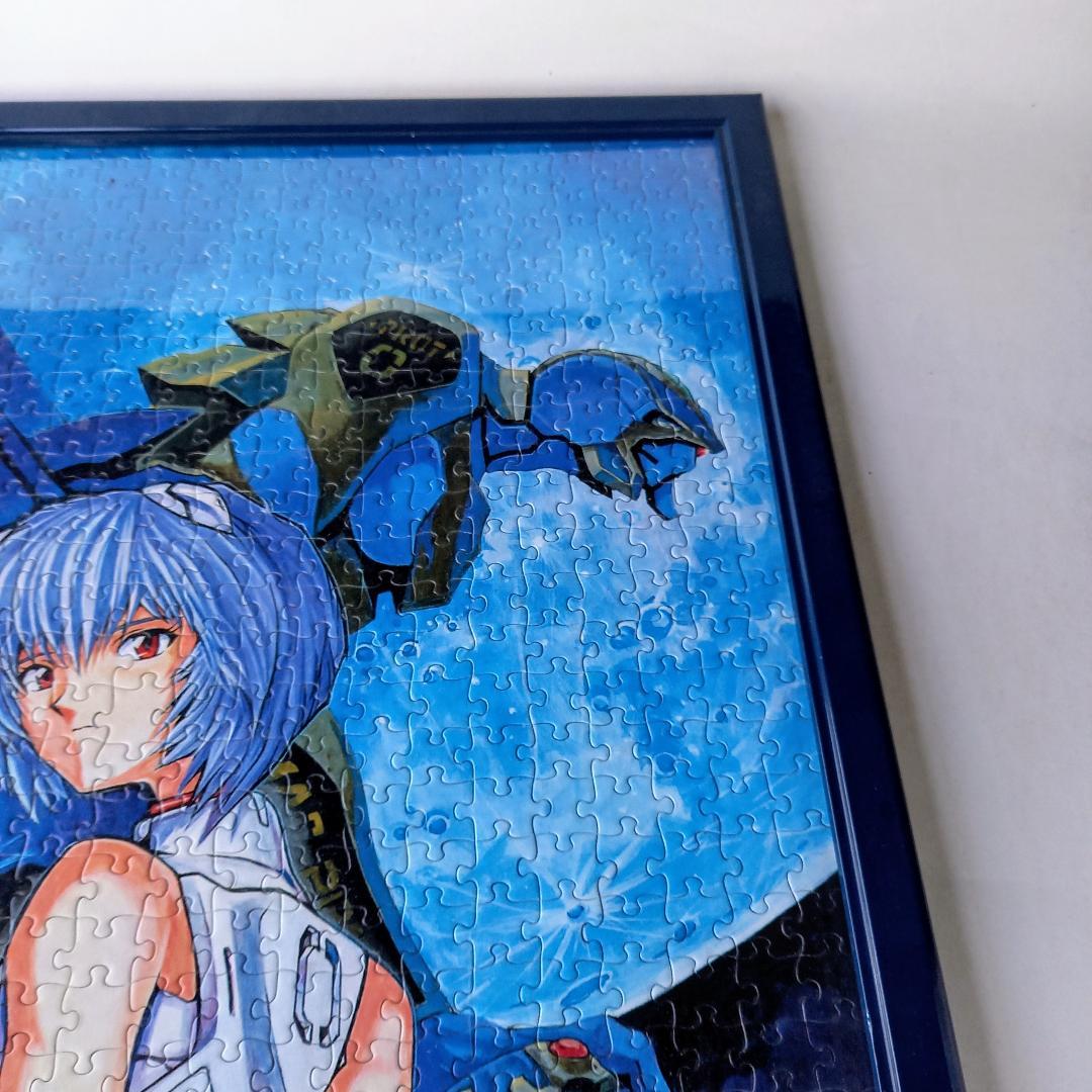 赤い瞳の見つめるものは ジグソーパズル 1000ピース  額縁540×790