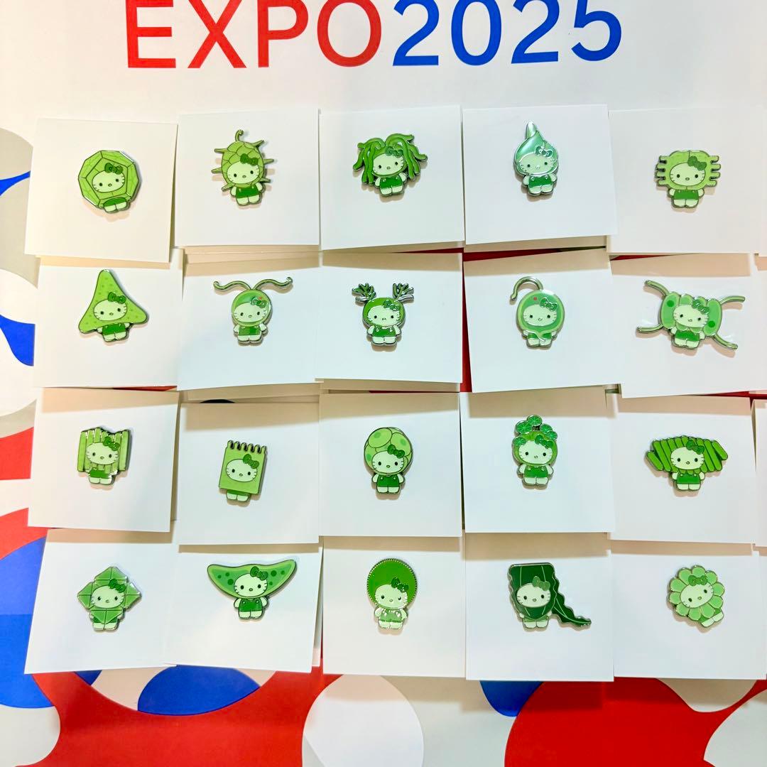藻キティ　ピンバッジ　コンプリート　32種類　大阪関西万博会場限定品