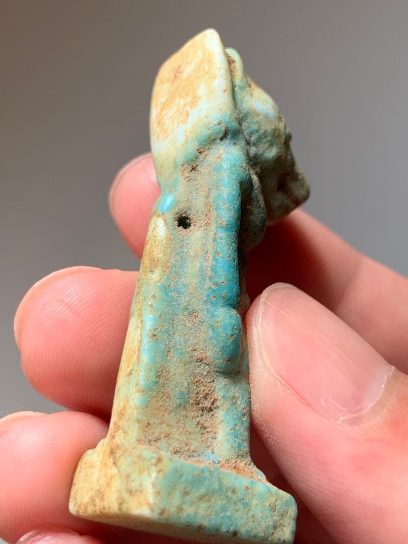 古代エジプト　副葬品　ファイアンス　ガンダーラ　ウシャブティ　出土　スカラベ印章