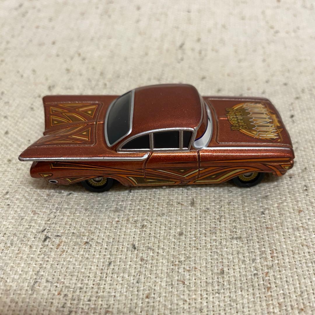 トミカ Dカプセル カーズコレクション ラモーン タイプゴールド