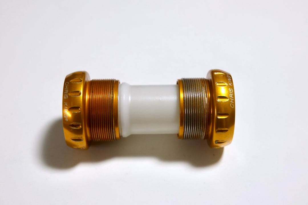 CHRIS KING ボトムブラケット BSA JIS 24mm