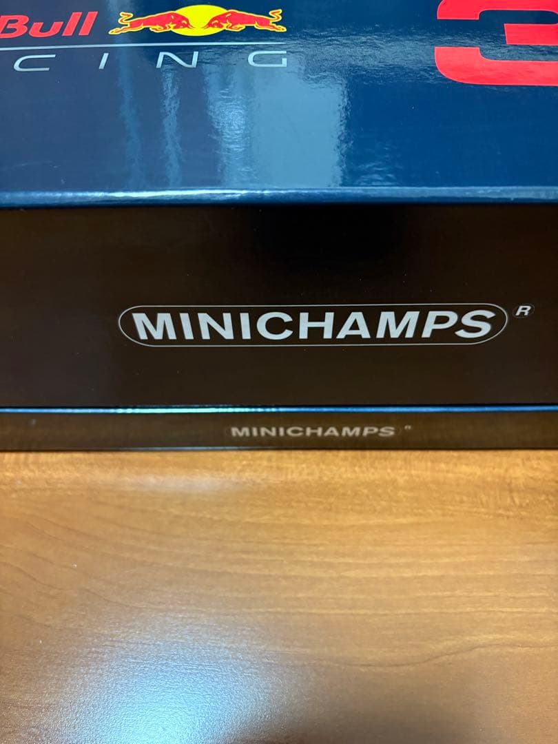 ミニチャンプス 1/18 RB16Bマックス　フェルスタッペン