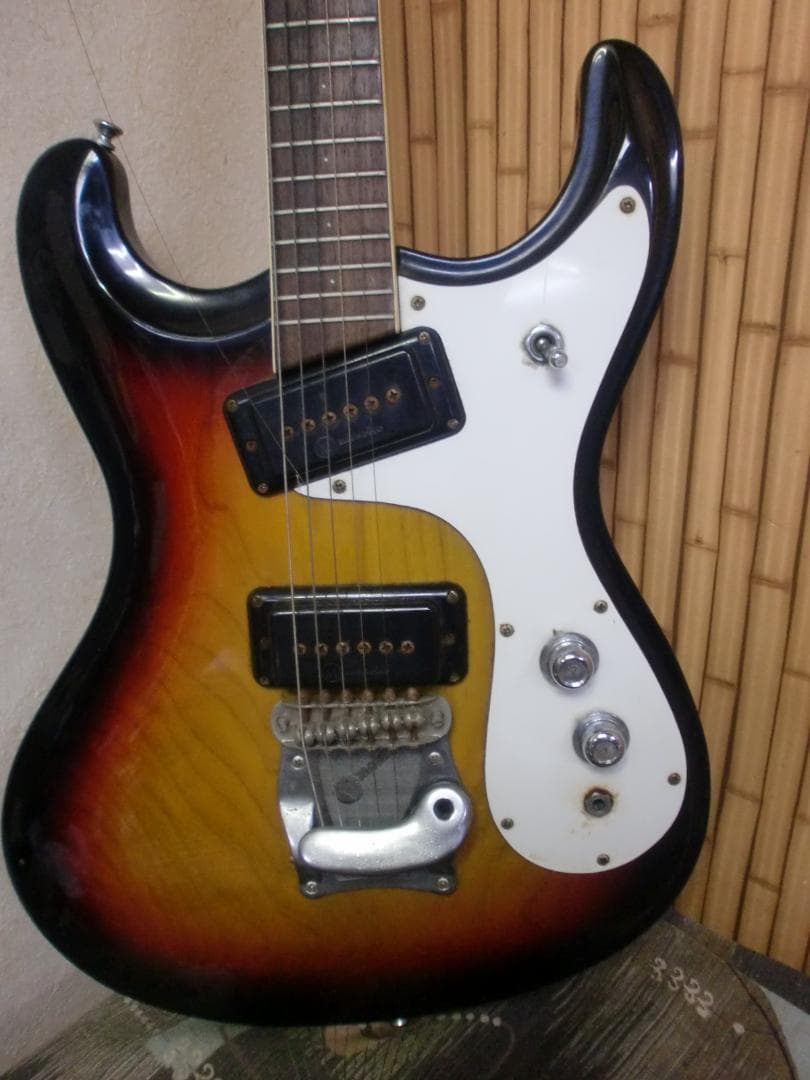 共*業様 Mosrite The Ventures Model エレキギター　モ