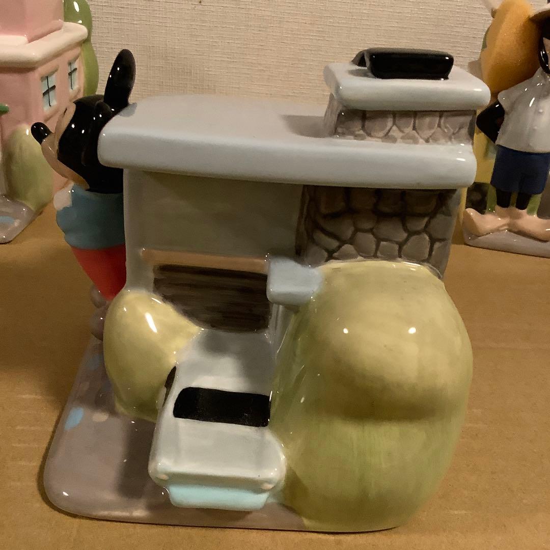 ディズニー　ミッキー・ミニー・グーフィー 陶器フィギュア　収納容器　小物入れ