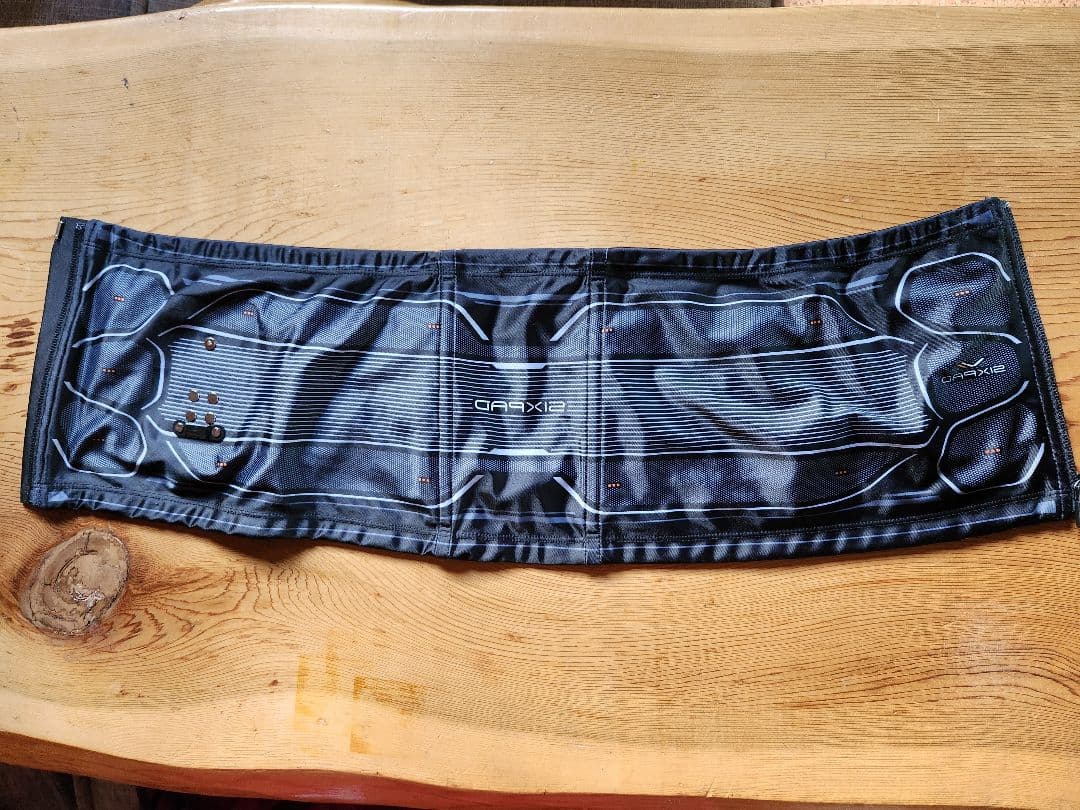美品　SIXPAD PowerSuit コアベルト　Mサイズ