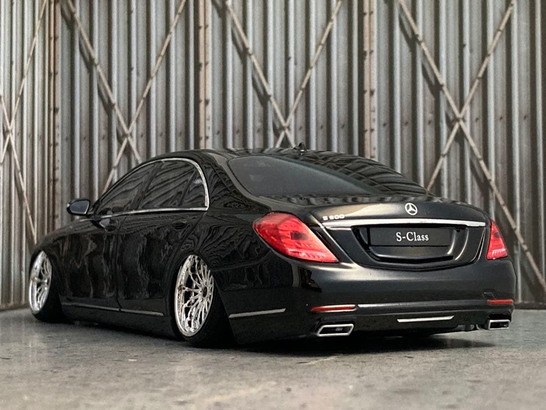 1/24 メルセデスベンツSクラス黒（カスタム品）