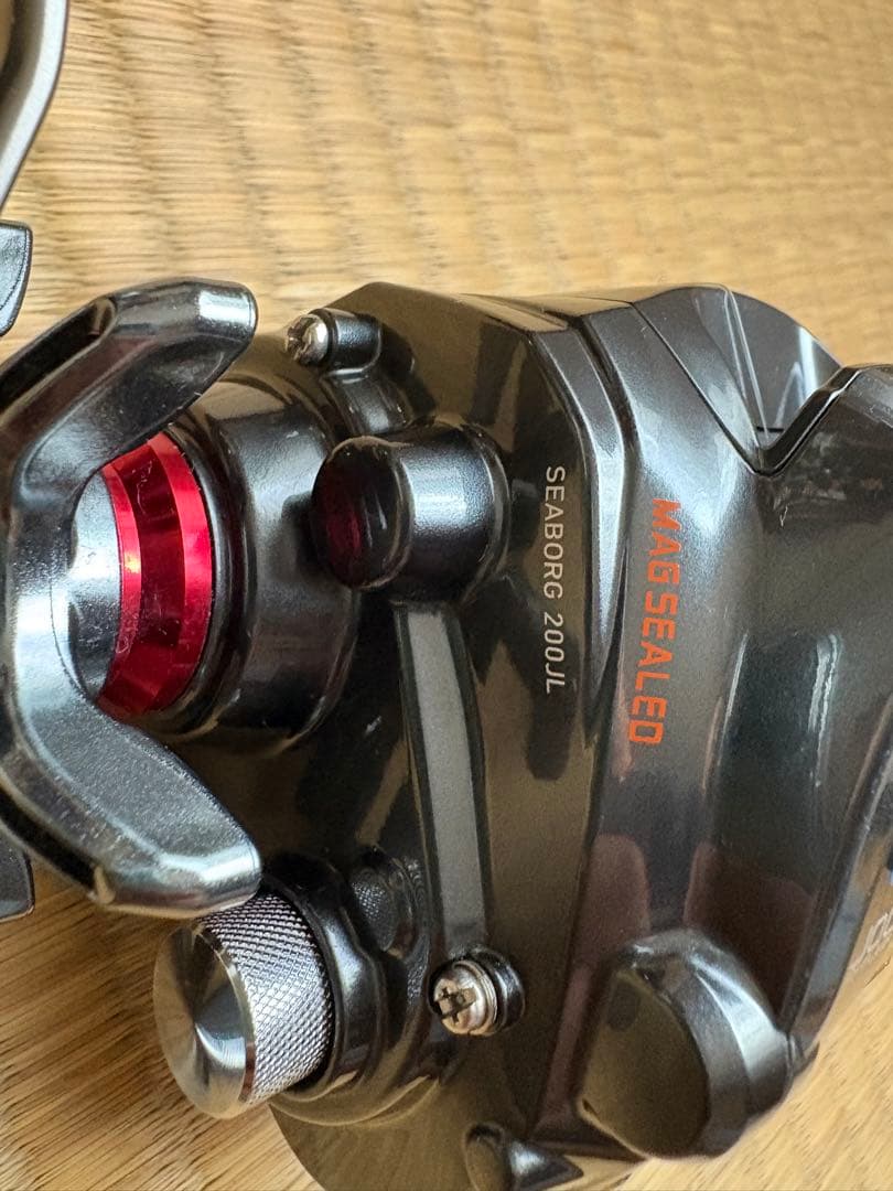 ダイワ 20SEABORG 200JL 電動リール　バッテリー付き 値下げ中‼️