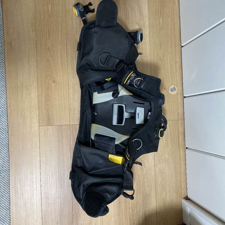 mares h.u.b BC、レギュレーター、オクトパス一体型(残圧系付属)