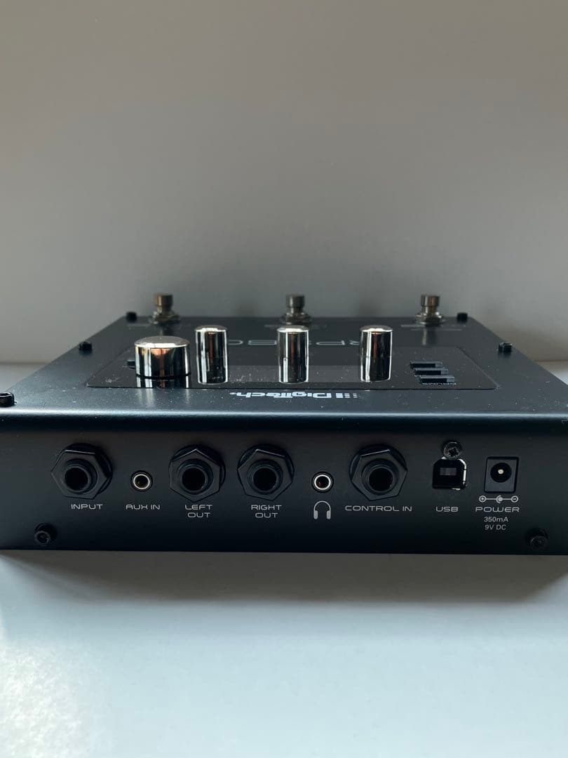 DigiTech RP360 電源アダプター付属