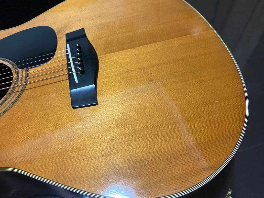 アコースティックギター　yamaha