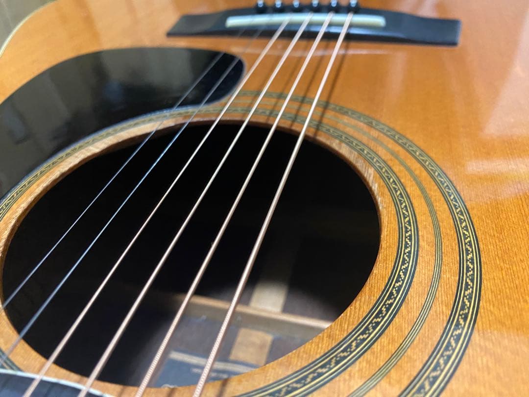 アコースティックギター　yamaha