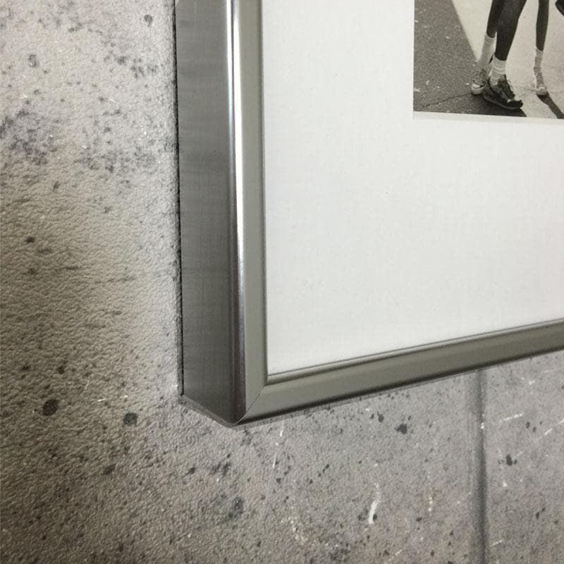 額装品/ブルースウェーバー/Larissa and Extra