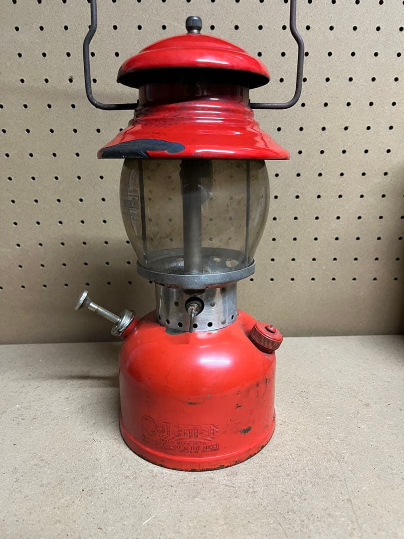 Coleman【'60年05月製200Aランタン】イエローボーダー　整備調整済み