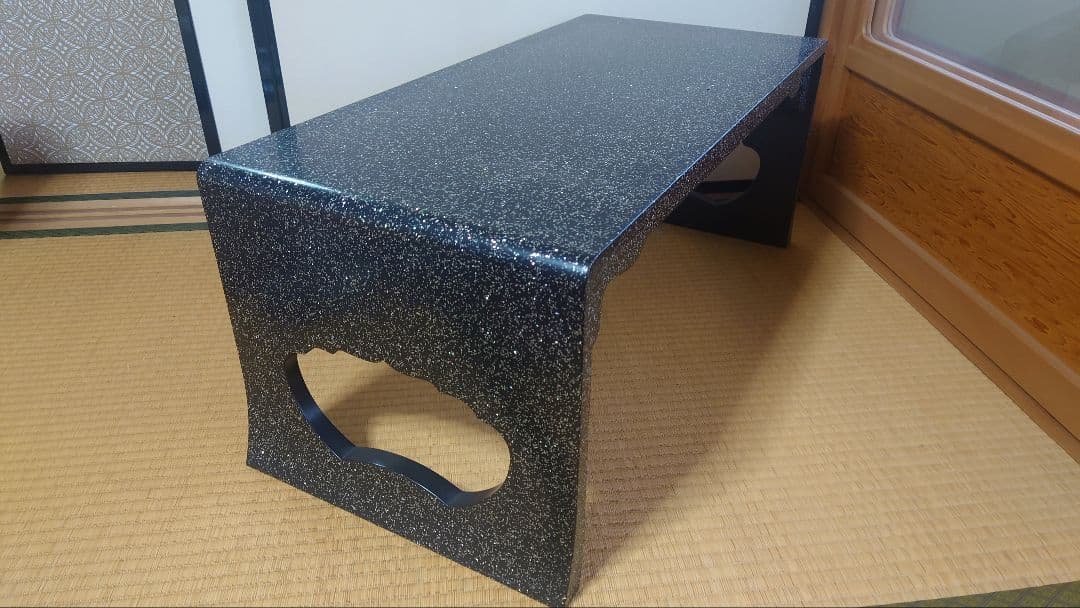 輪島塗螺鈿文机