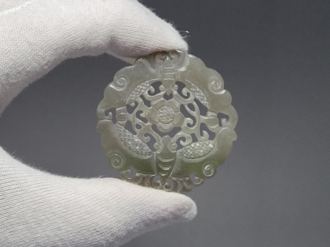 天然玉製 陽刻神獣紋 吉祥紋 玉装飾品 時代唐物 幅約5.4cm