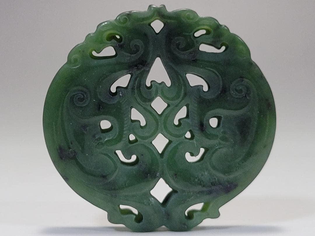 天然玉製 陽刻神獣紋 吉祥紋 玉装飾品 時代唐物 幅約5.4cm