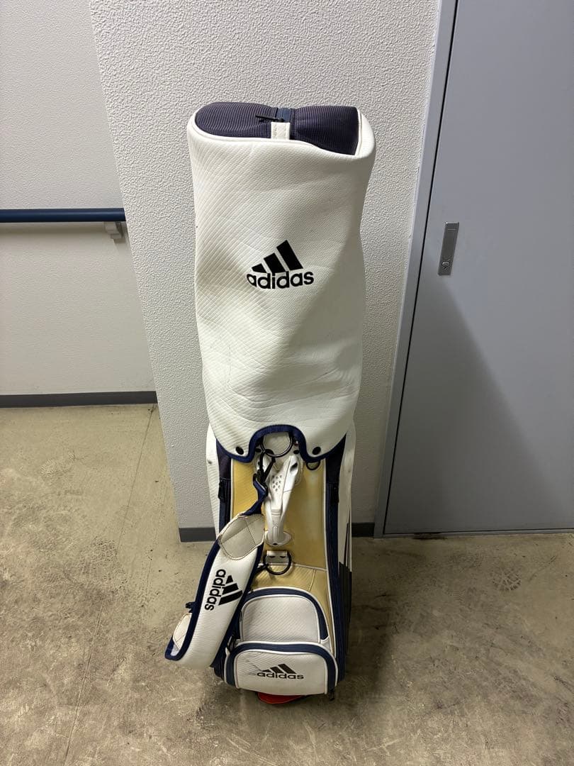 adidas ゴルフバッグ ホワイト/ネイビー