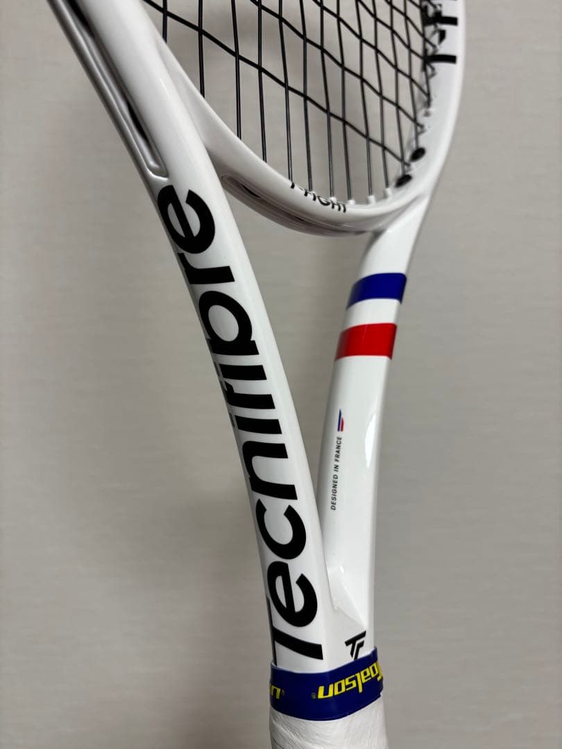 Tecnifibre T-FIGHT 300g テニスラケット