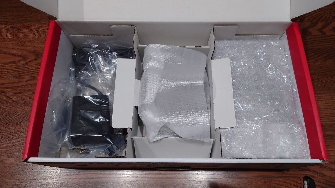 Nintendo Switch グリーン/レッド 本体