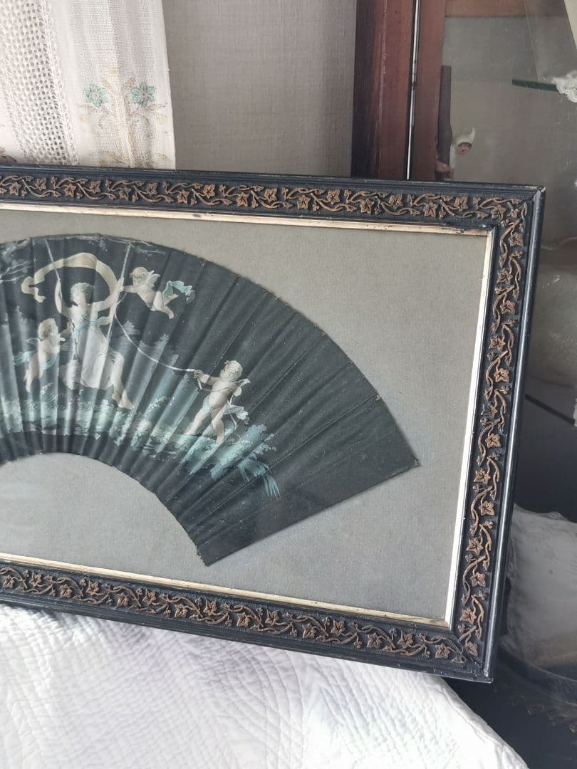 アンティークガラスフレーム 手描きシルク扇 天使と女性 ハンドペイントファン額装