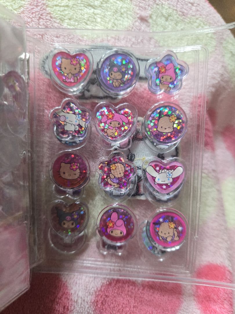 【完成品】シール帳 キティ サンリオ ボンドロ うるちゅる 正規品