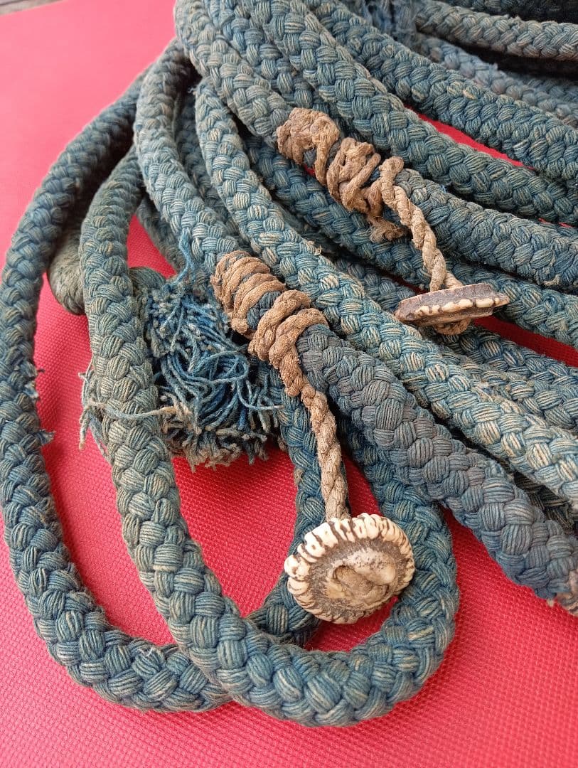 江戸時代後期幕末頃阿波淡路國徳島藩蜂須賀家知行地内武家旧家蔵出藍染武具馬具根付綱