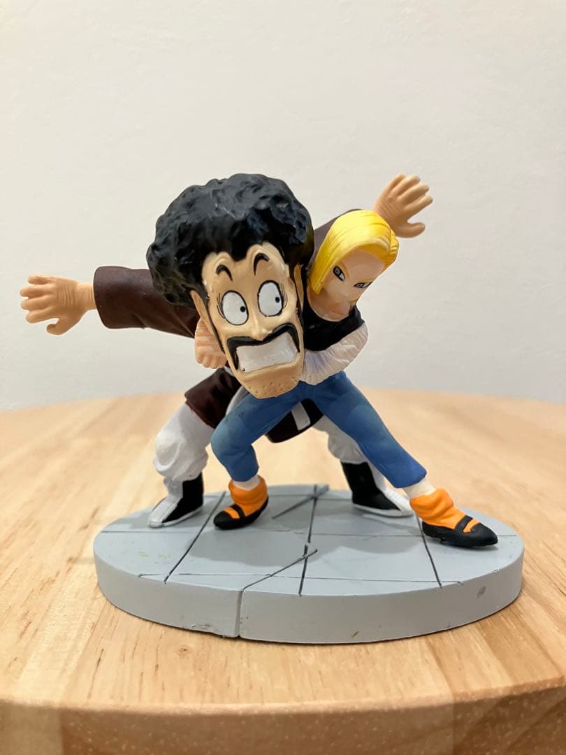 ドラゴンボールフィギュア7体　ドラカプ4 愛する者のための戦い　カプセル付き