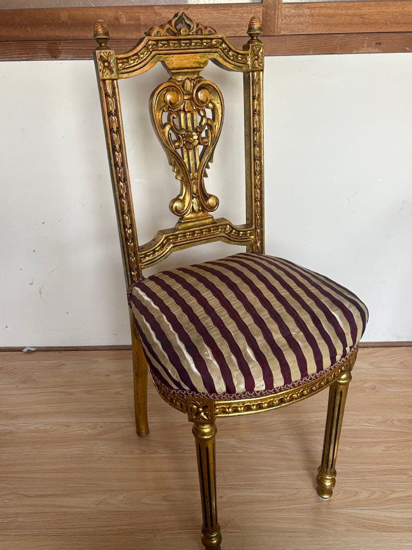 アンティークチェア　サロンチェア　ダイニングチェア　ゴールド　当時物　ヨーロッパ