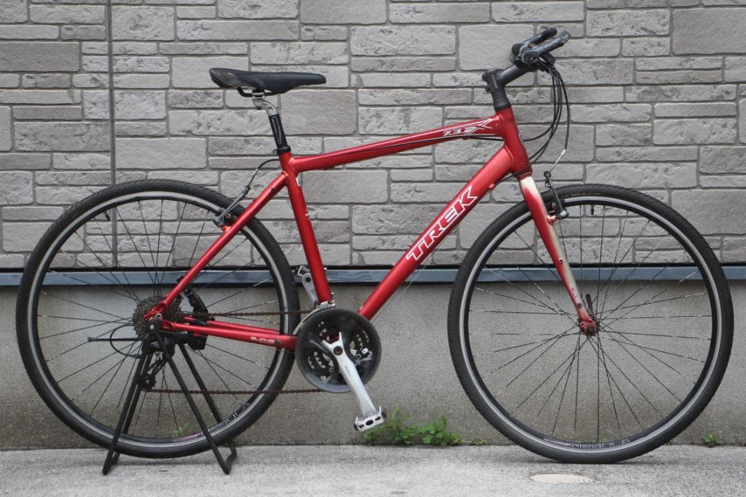 引き取り限定♪人気のTREK♪7.3FX♪クロスバイク♪SPECIALIZED♪