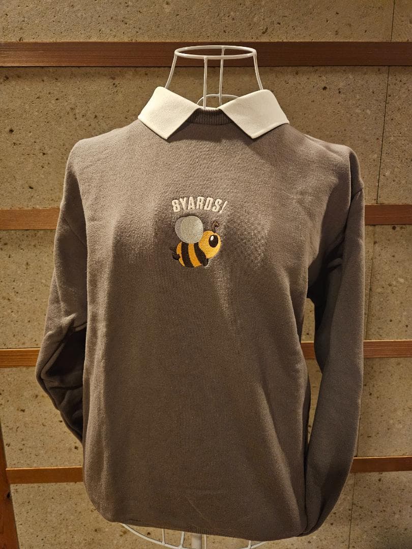 HACHIYARDS 蜂刺繍 長袖トレーナー襟付